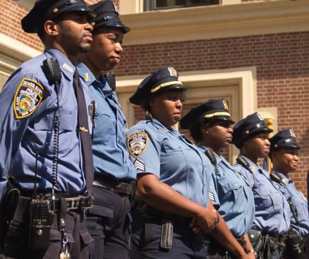 NYC school safety agents to remain with NYPD — New York Parrot